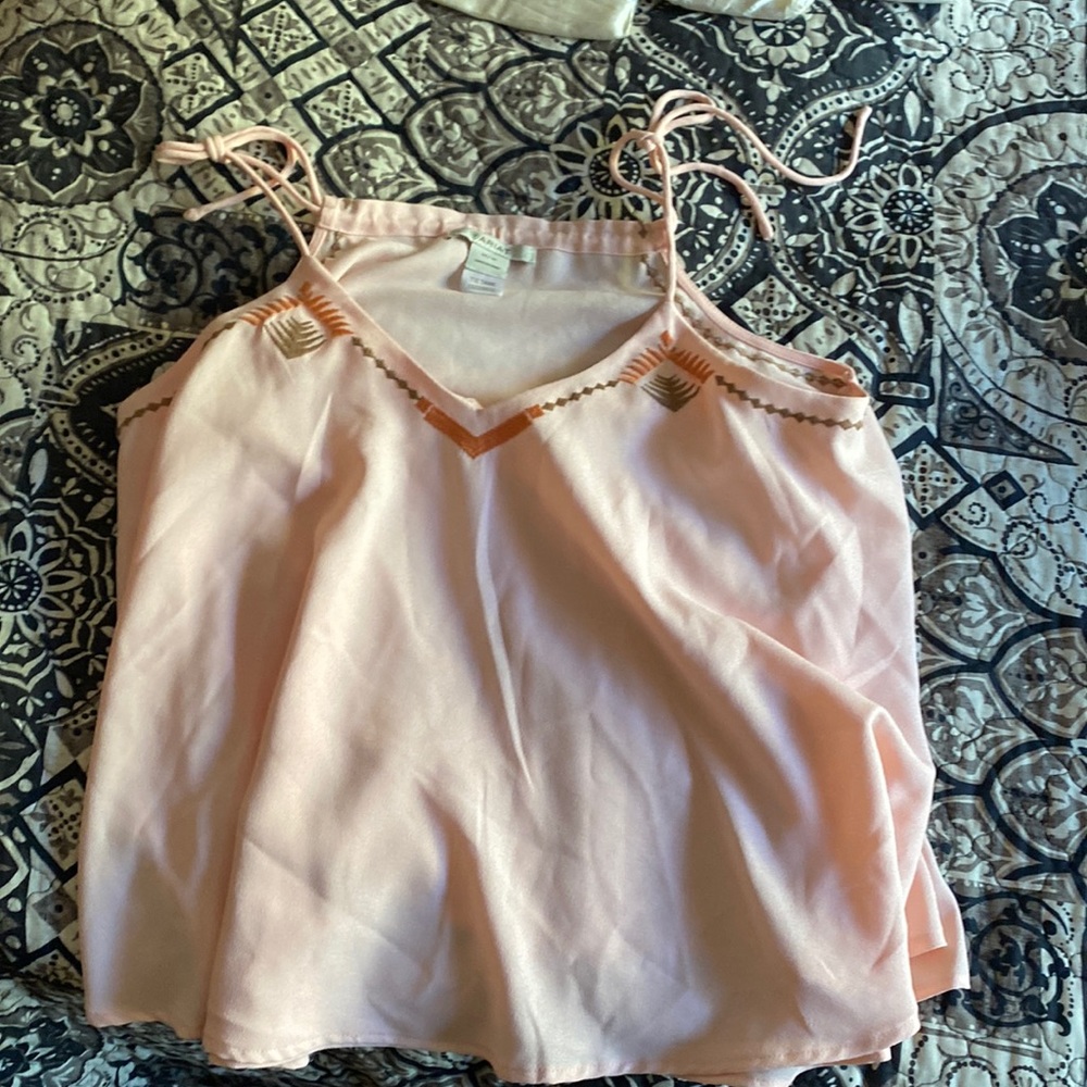 Ariat Tank embroidered size medium